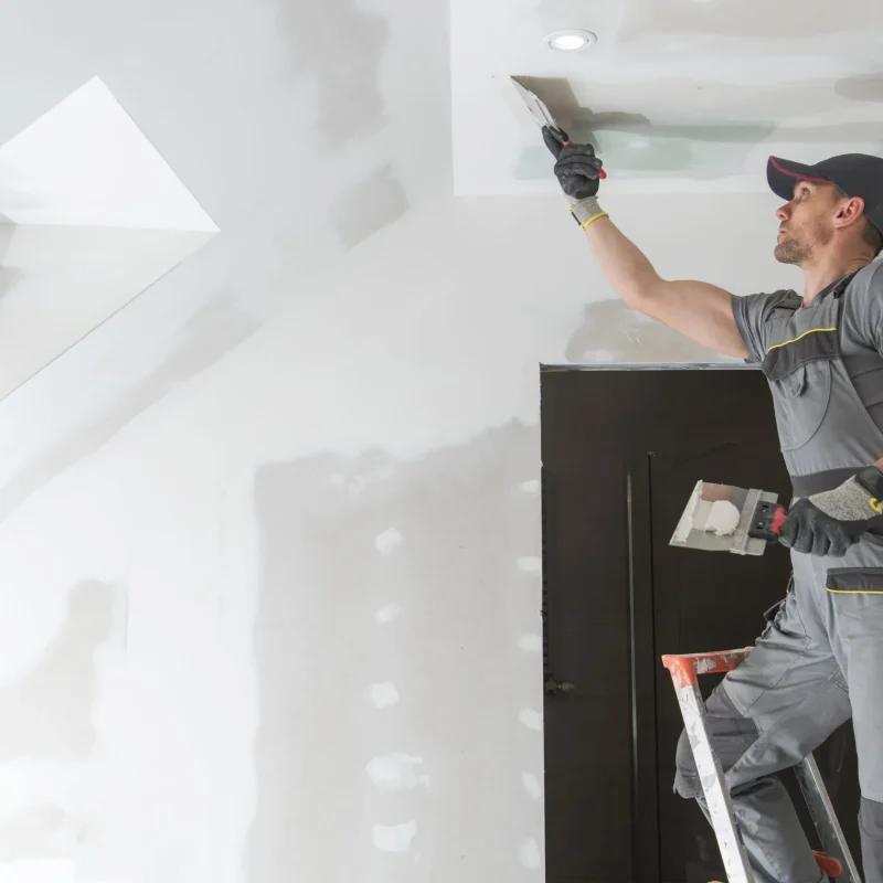 654b4e91cdfefc332c6fe78e_drywall-repair-scaled-1