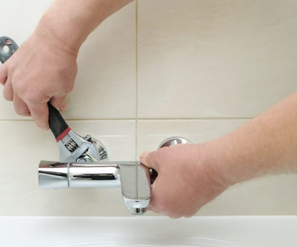 installing-faucet-with-thermostat-scaled